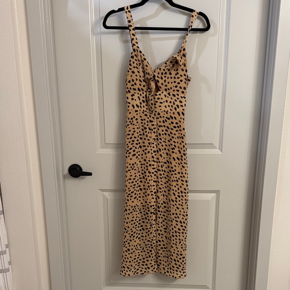 Forever 21 Leopard Print Midi Dress